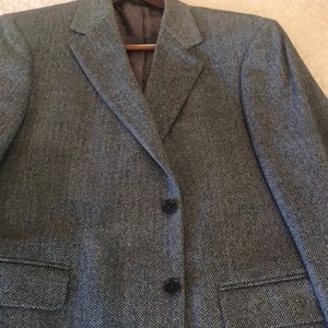 Black and white herringbone brooks brothers sport coat